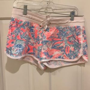 Lilly Pulitzer Shorts. Medium GUC